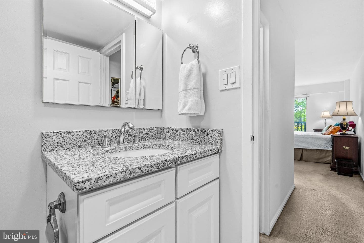 1300 Army Navy Drive #608 photo 27