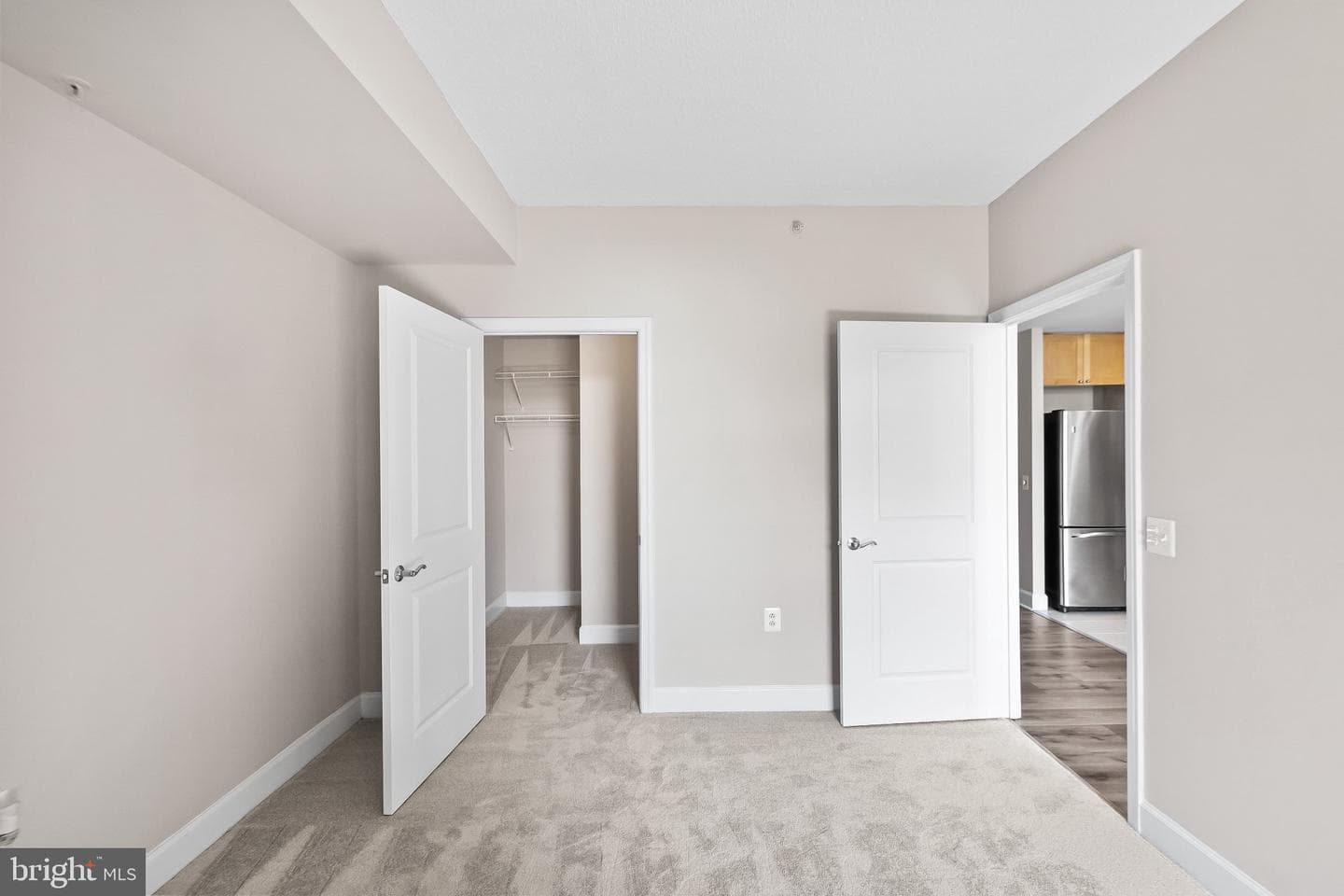 3600 S Glebe Road #unit 330w photo 20