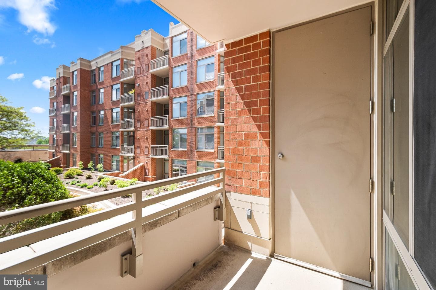 3600 S Glebe Road #unit 330w photo 24