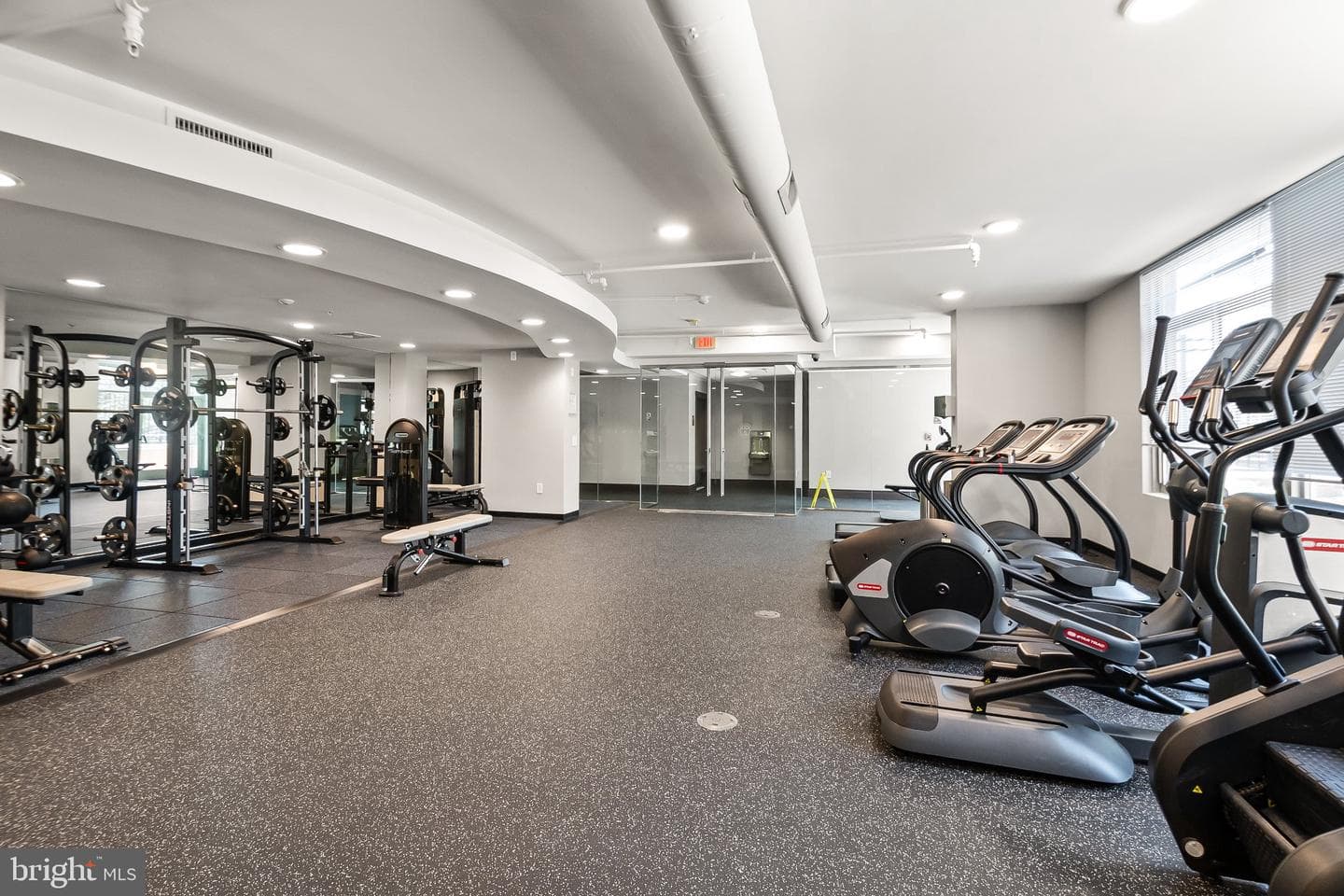 3600 S Glebe Road #unit 330w photo 27