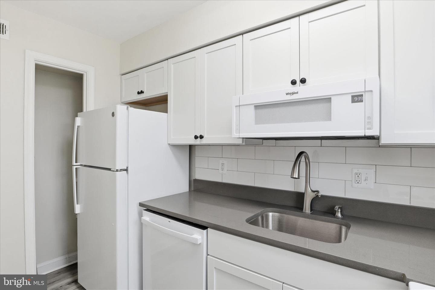 1317 S Walter Reed Drive #17201 photo 17