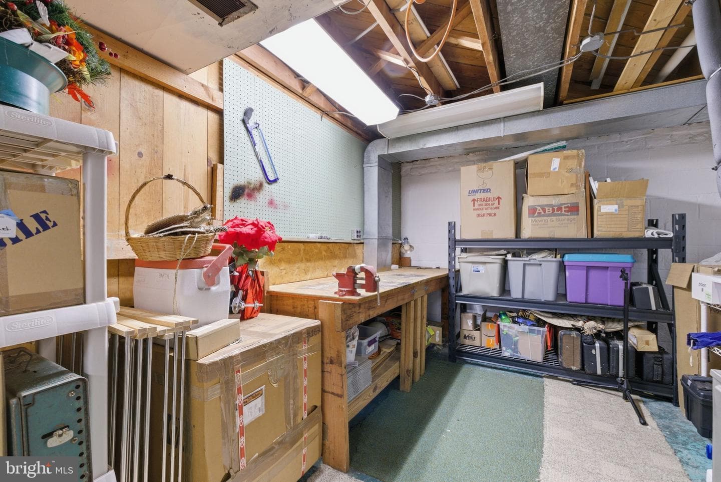 874 N Lebanon Street photo 37