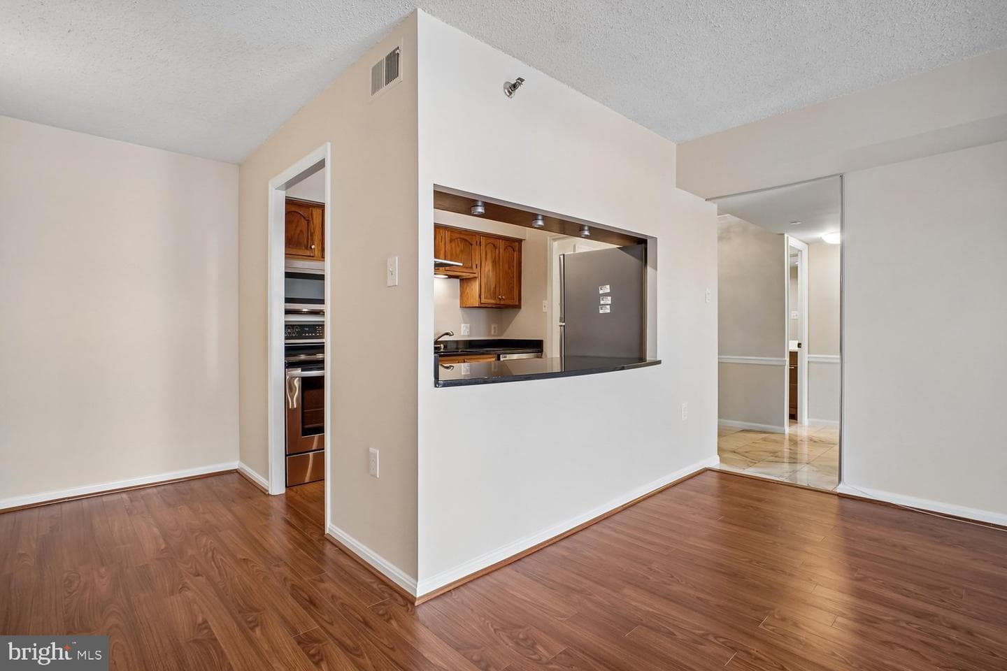 1301 N Courthouse Road #1612 photo 16