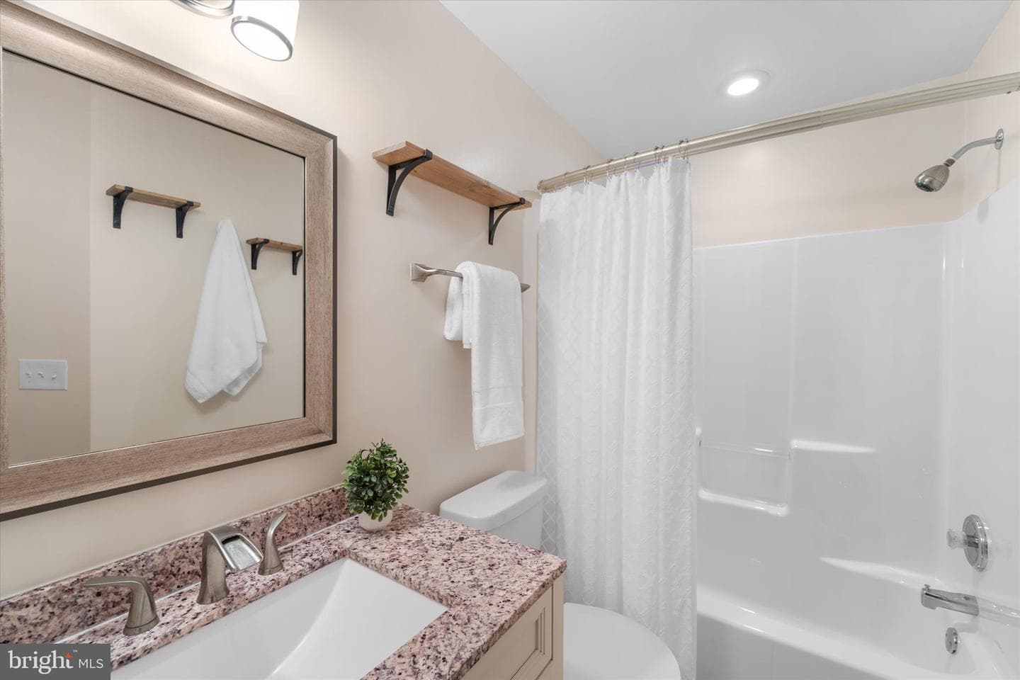 6924 Fairfax Drive #226 photo 18