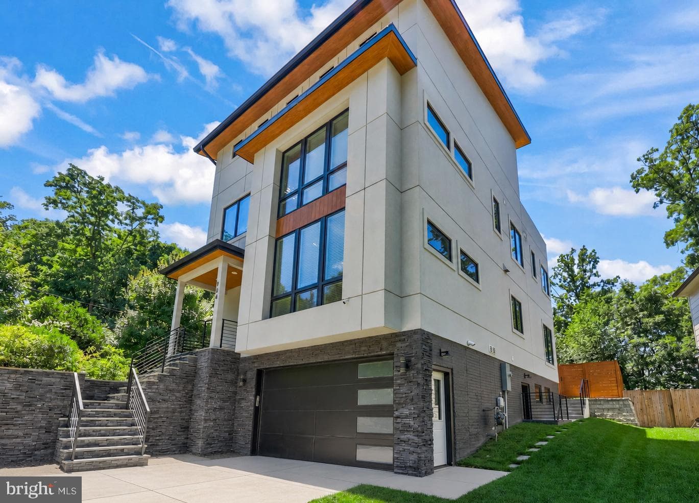 924 28th Street S, Arlington