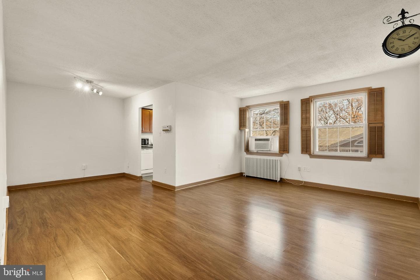 5010 Columbia Pike #6 photo 2