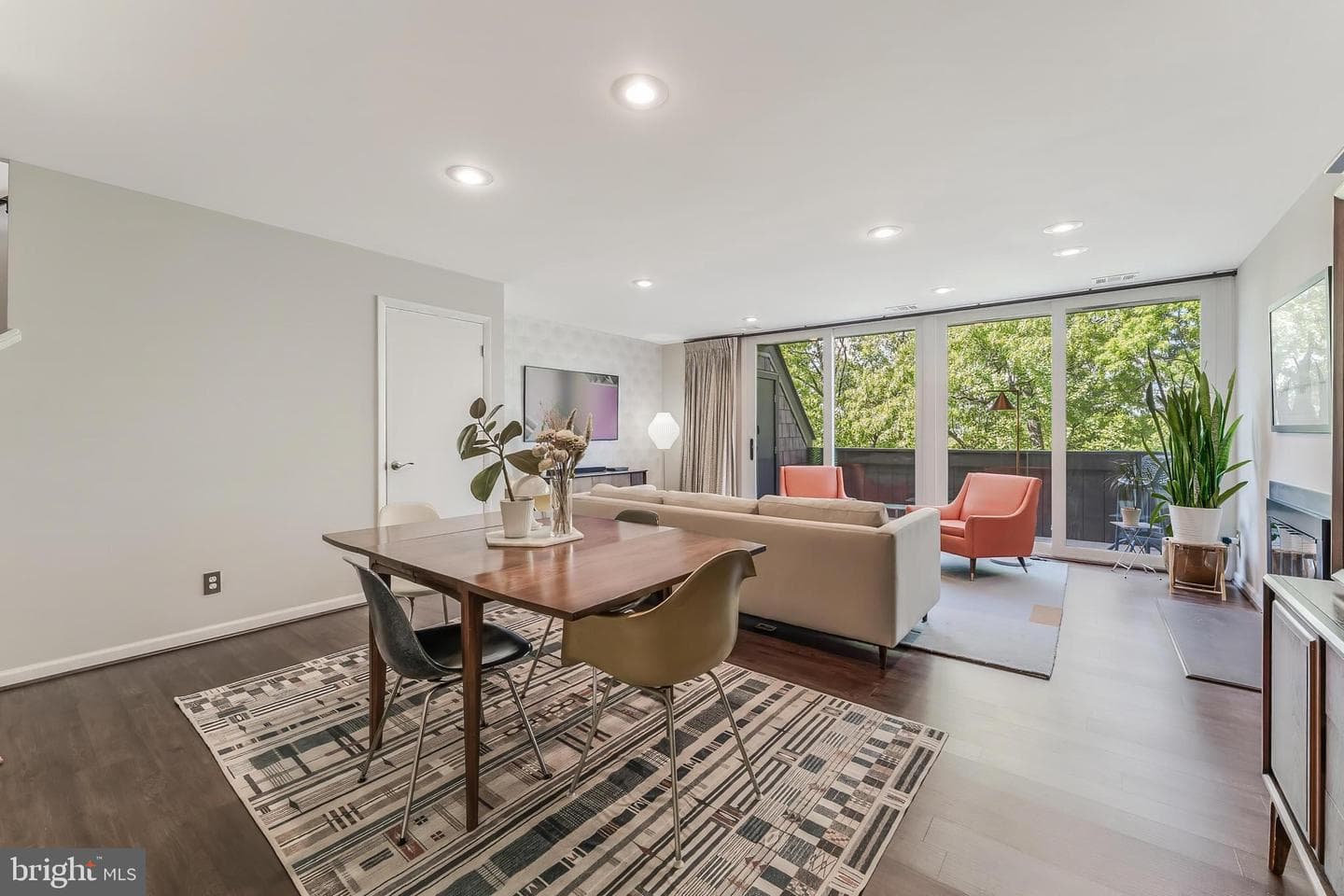 2202 S Quincy Street #2 photo 13