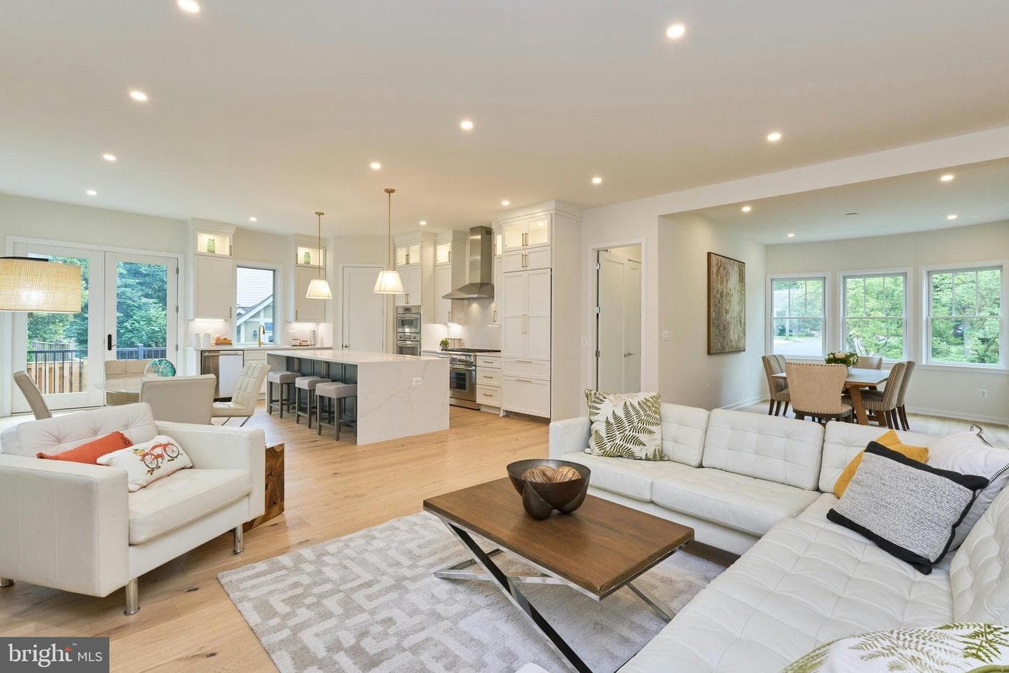 3233 4th Street N photo 12