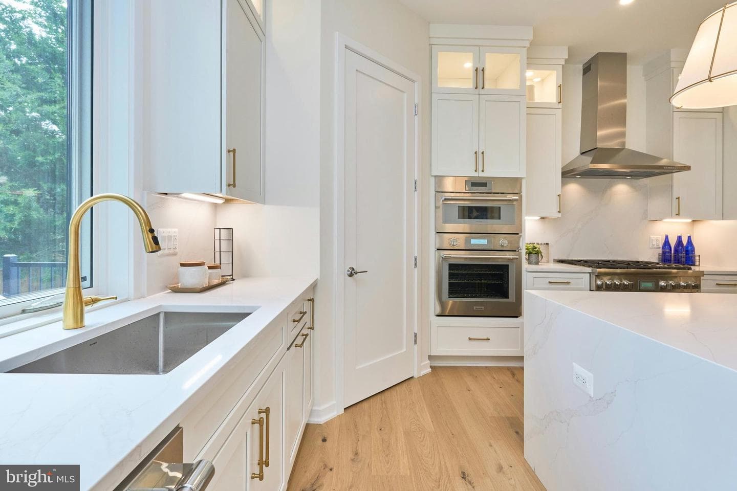 3233 4th Street N photo 17