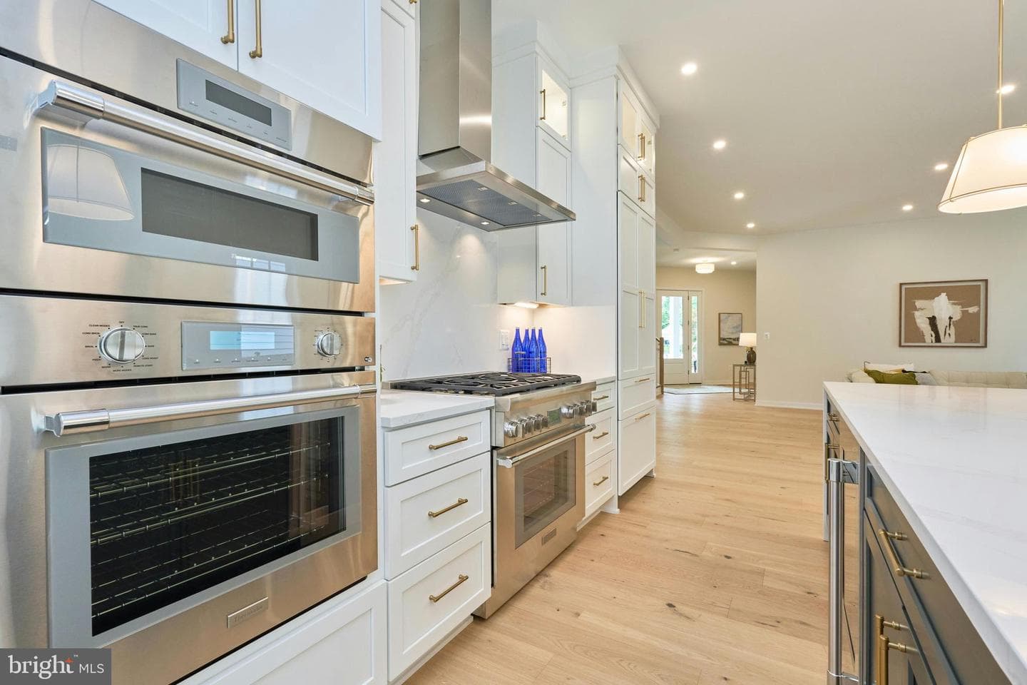 3233 4th Street N photo 18