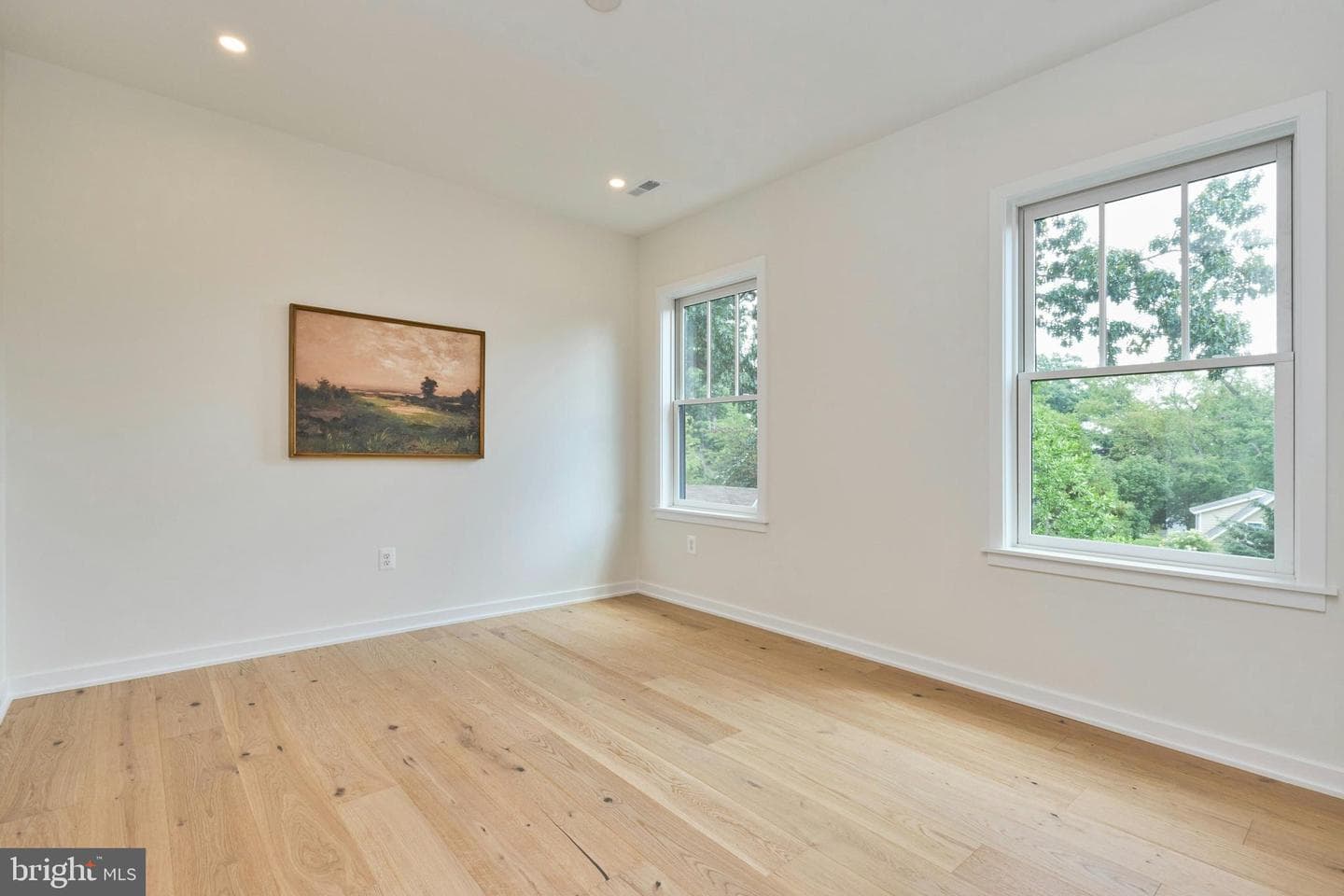 3233 4th Street N photo 31