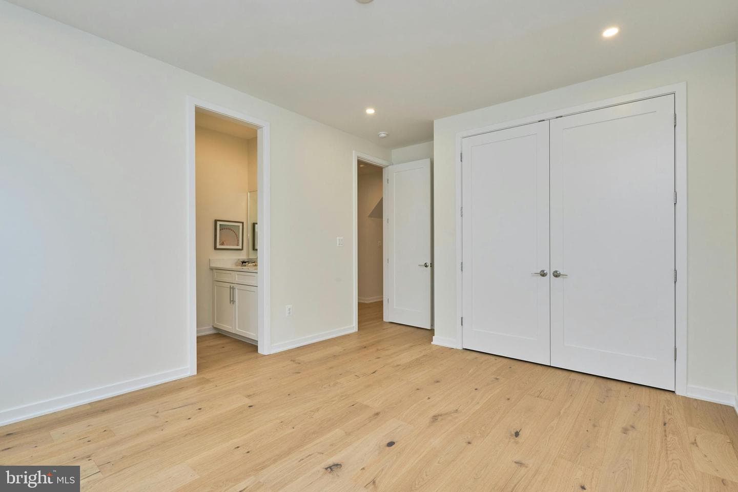 3233 4th Street N photo 35