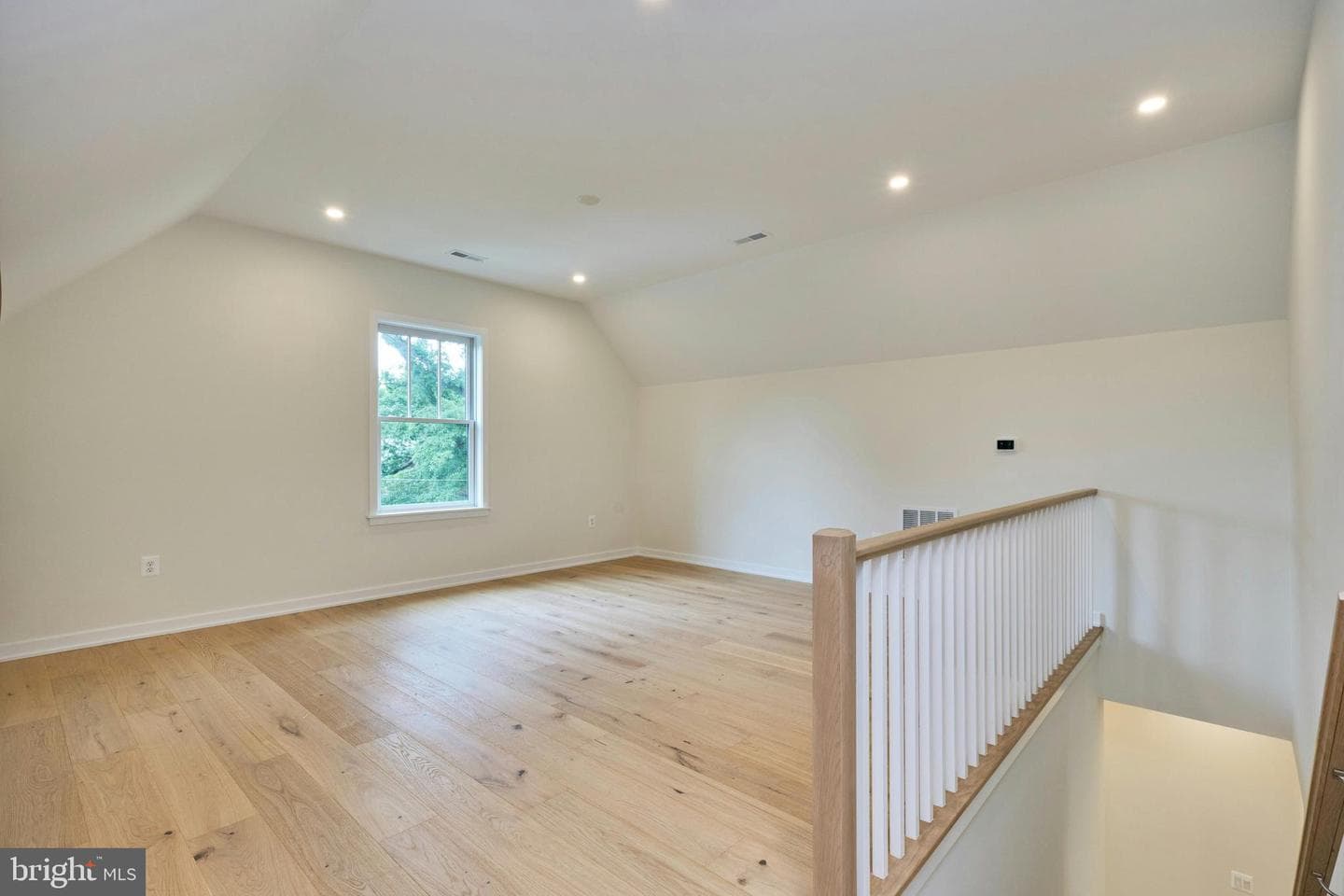3233 4th Street N photo 38