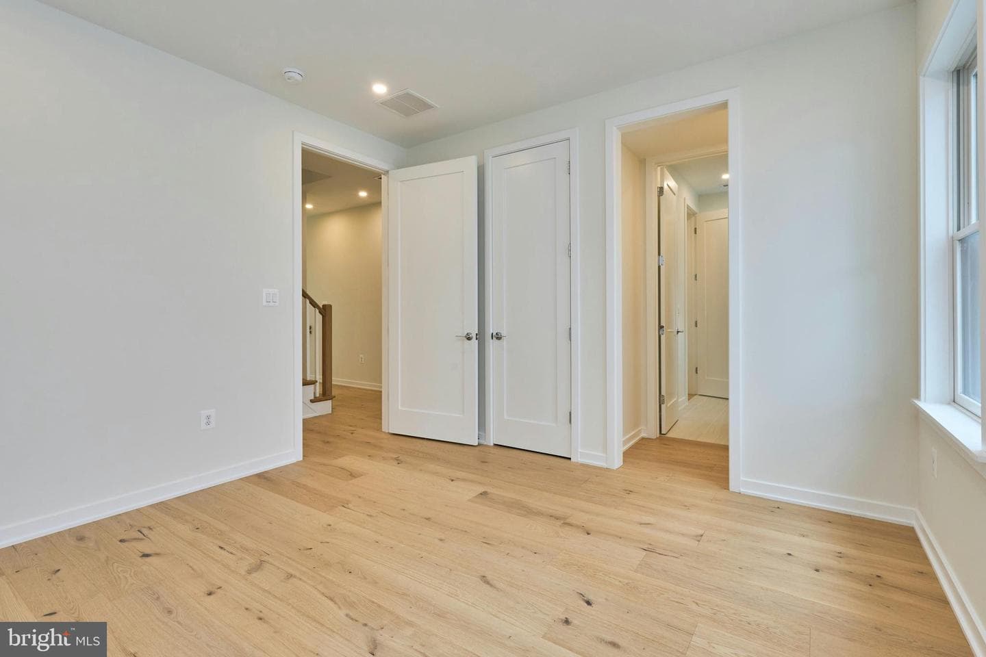 3233 4th Street N photo 44