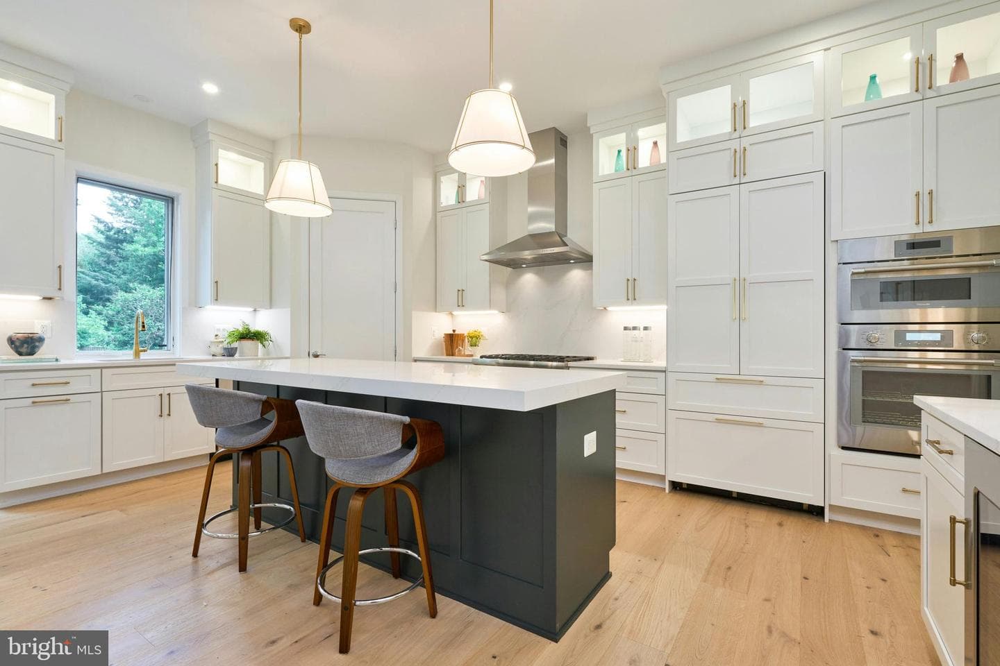 409 Jackson Street N photo 13