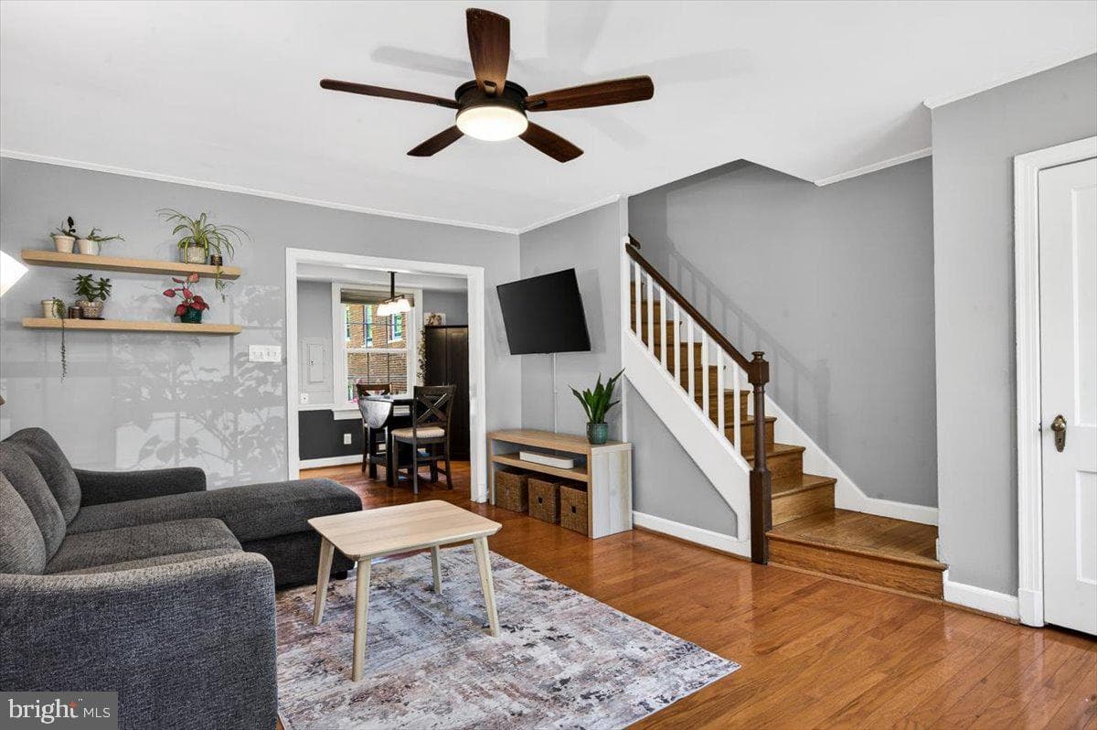 1201 S Barton Street #165 photo 3