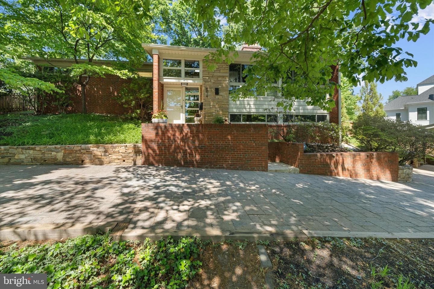 4019 25th Street N photo 3
