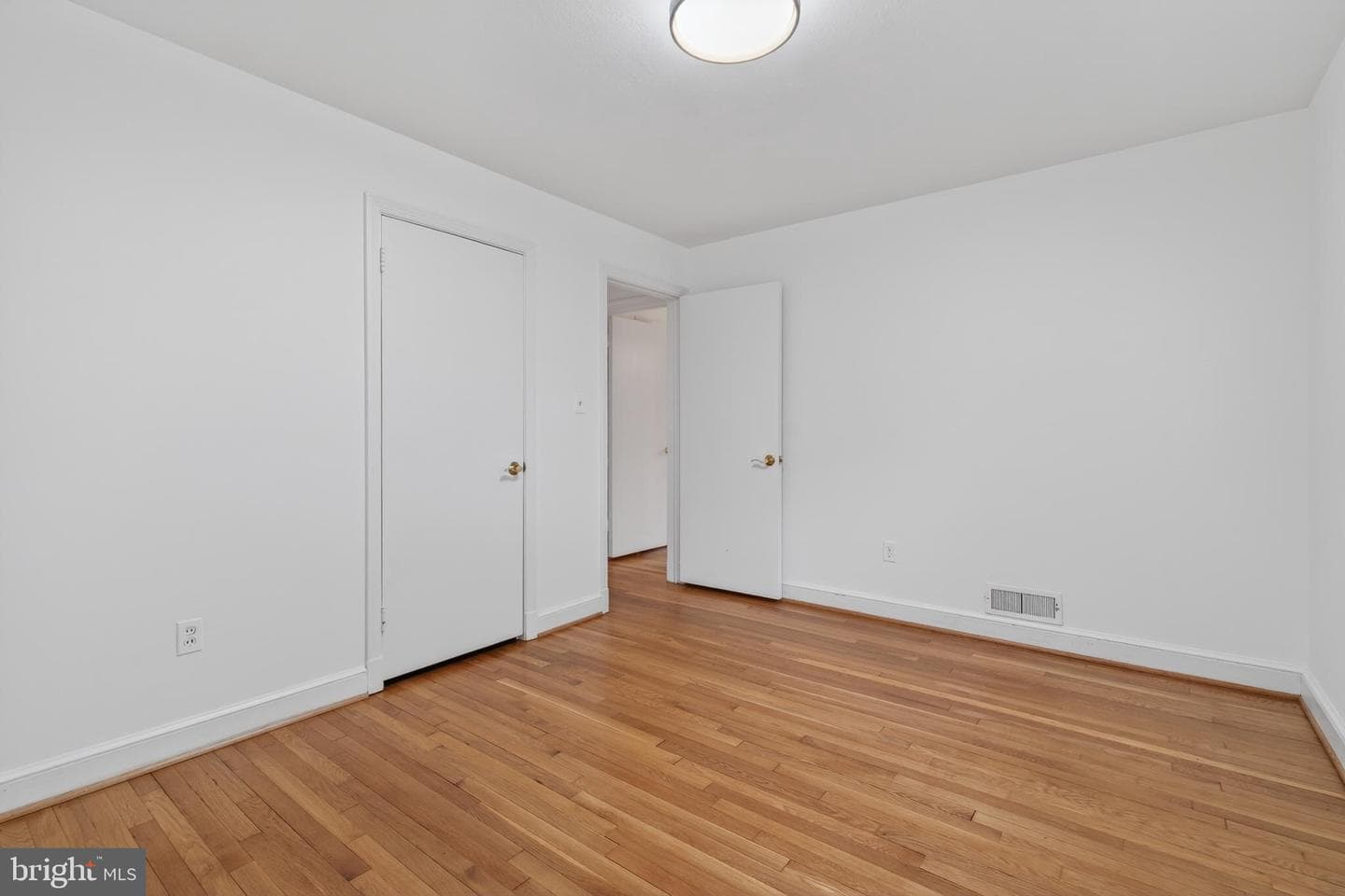 2506 N Upshur Street photo 26
