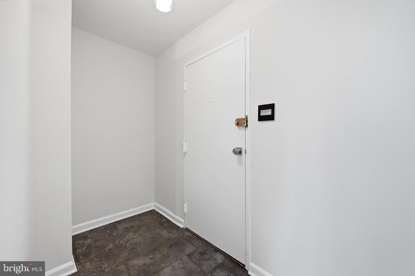 1210 N Taft Street #811 photo 12