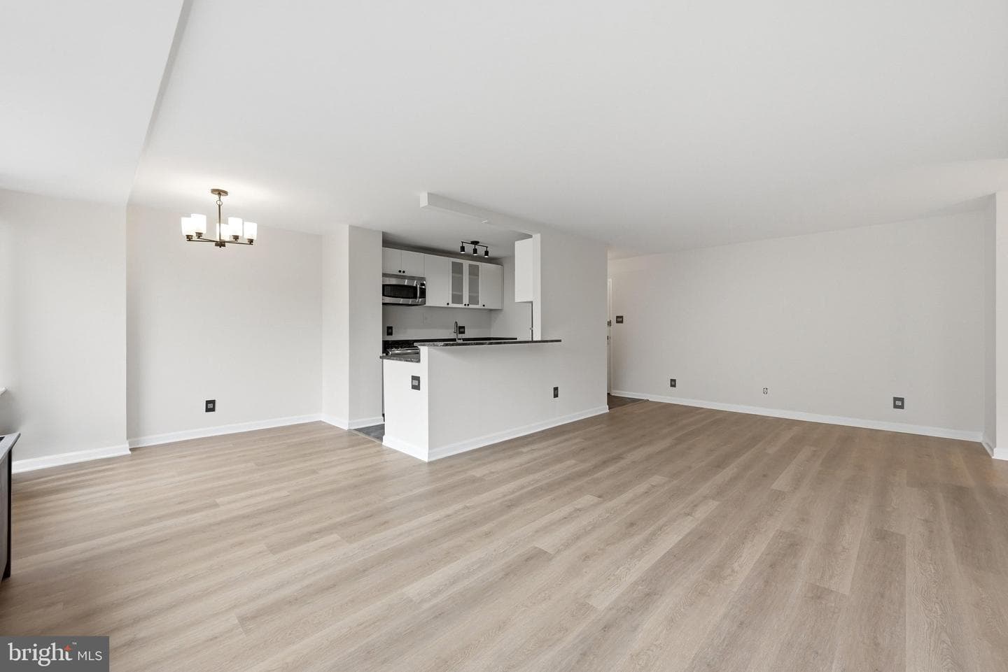 1210 N Taft Street #811 photo 16