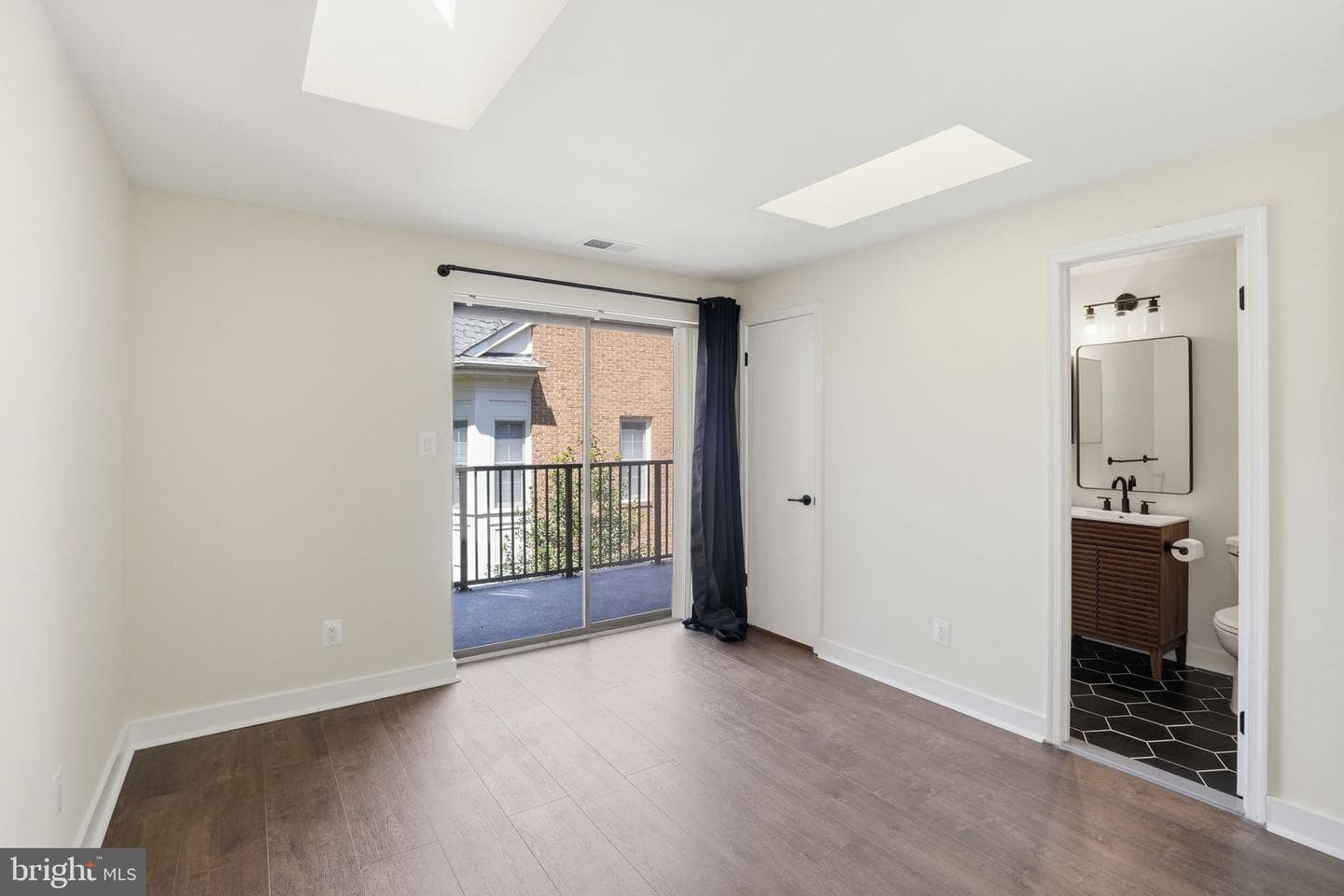 1020 N Stafford Street #312 photo 11