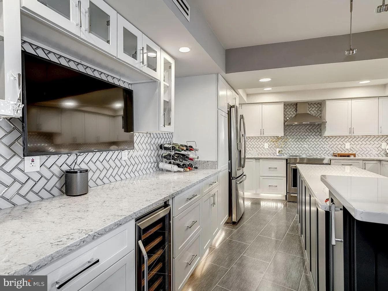 1101 S Arlington Ridge Road #913 photo 5