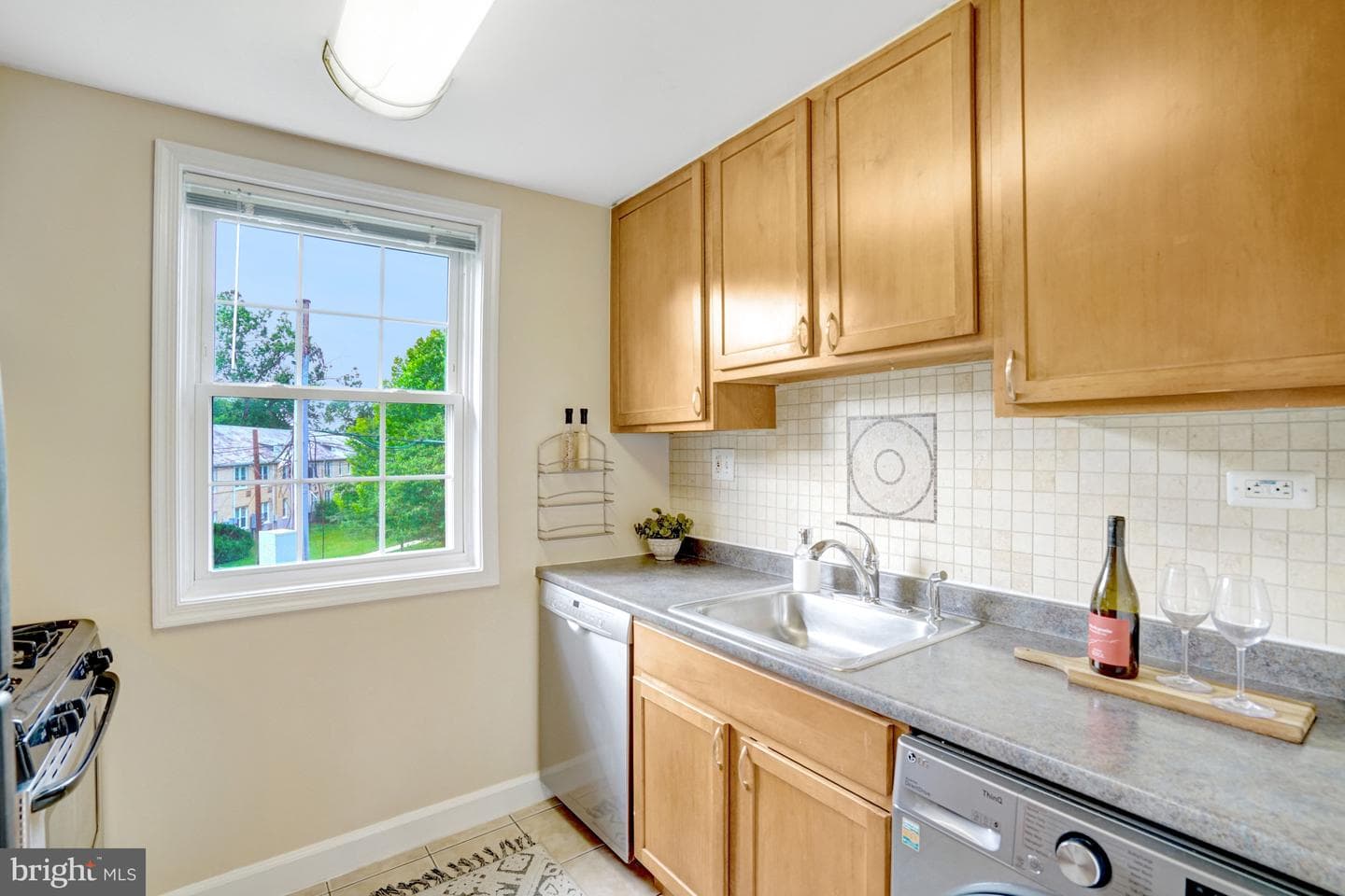 4352 N Pershing Dr # 43522 photo 10