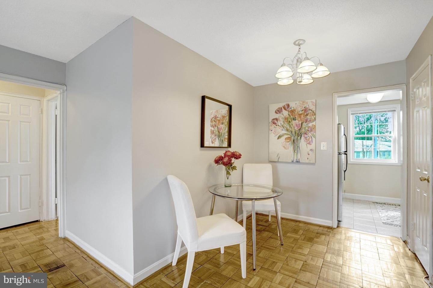 4352 N Pershing Dr # 43522 photo 8