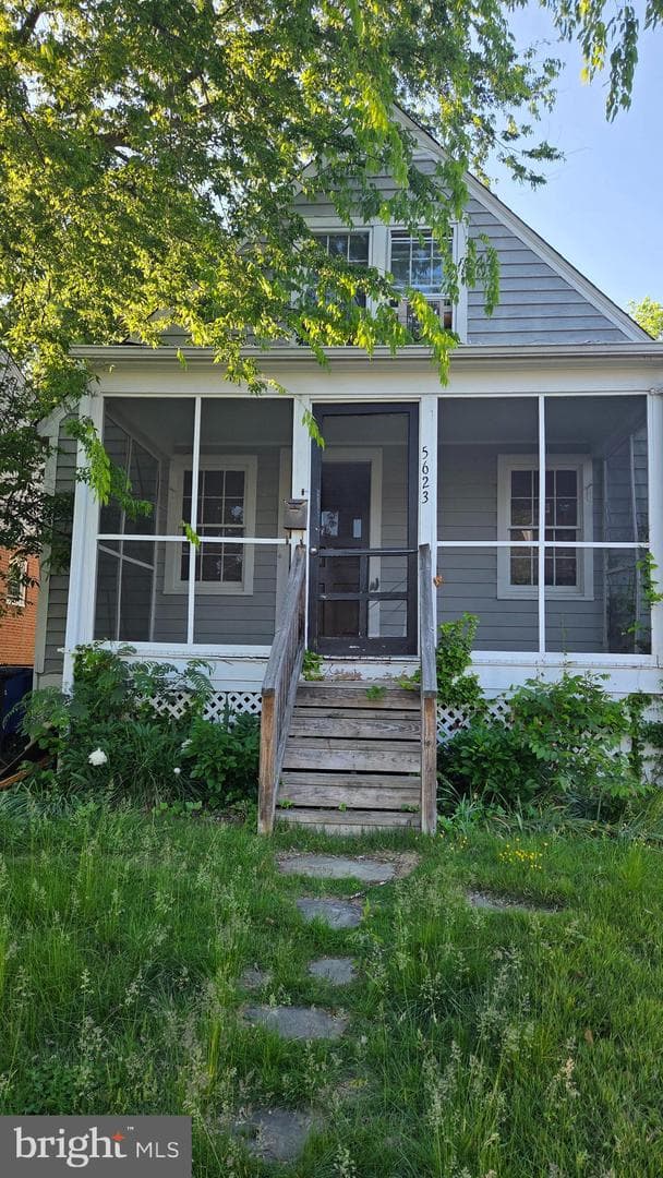 5623 6th Street N photo 4