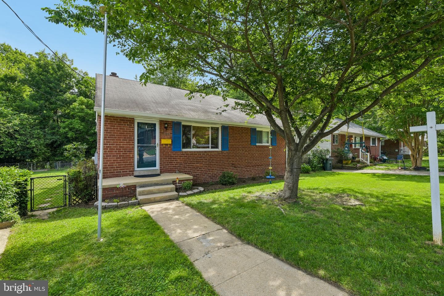 1309 S Buchanan Street photo 2