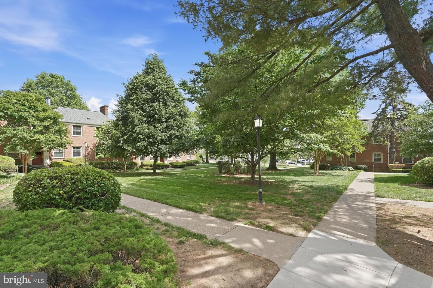 2807 Arlington Boulevard #140 photo 2