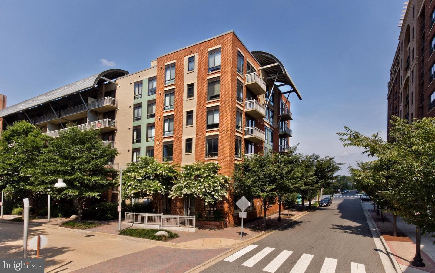 1200 N Hartford Street #505, Arlington