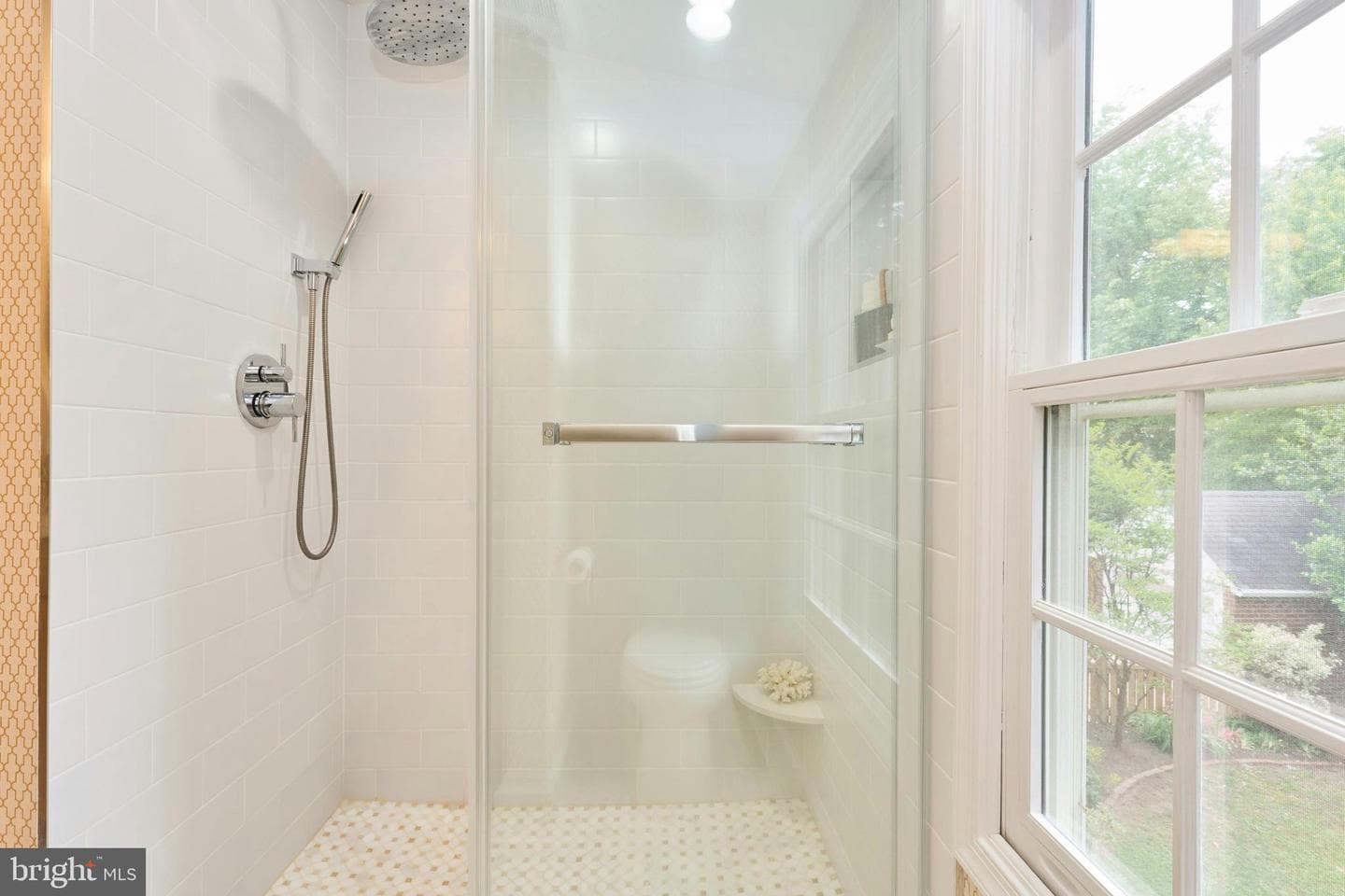 419 N Jackson Street photo 28
