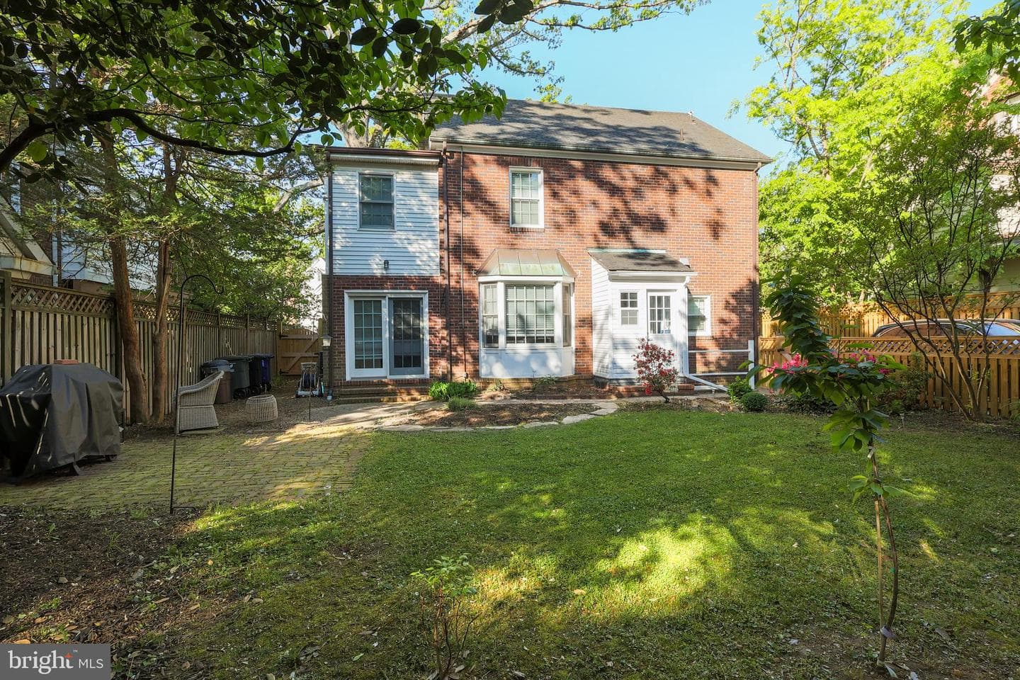419 N Jackson Street photo 32