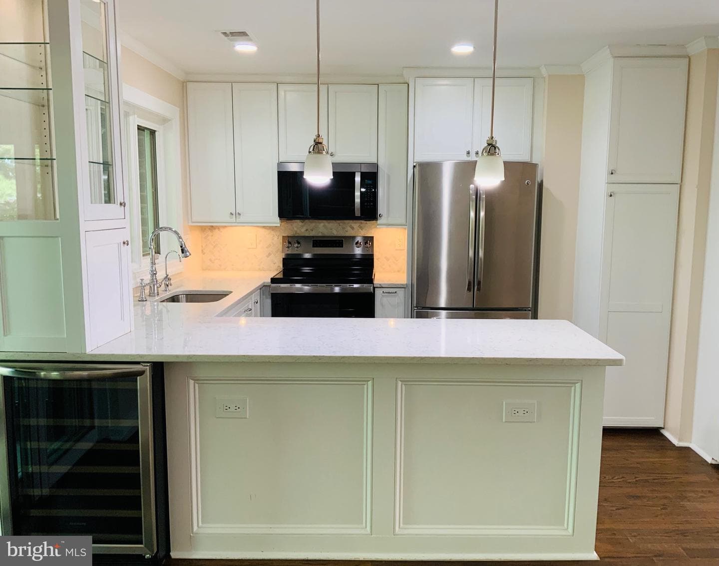 1823 N Uhle Street #1 photo 5