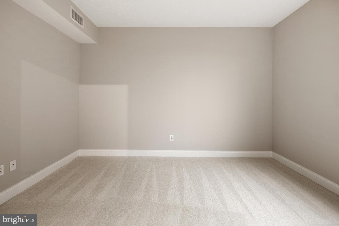 1020 N Highland Street #703 photo 12