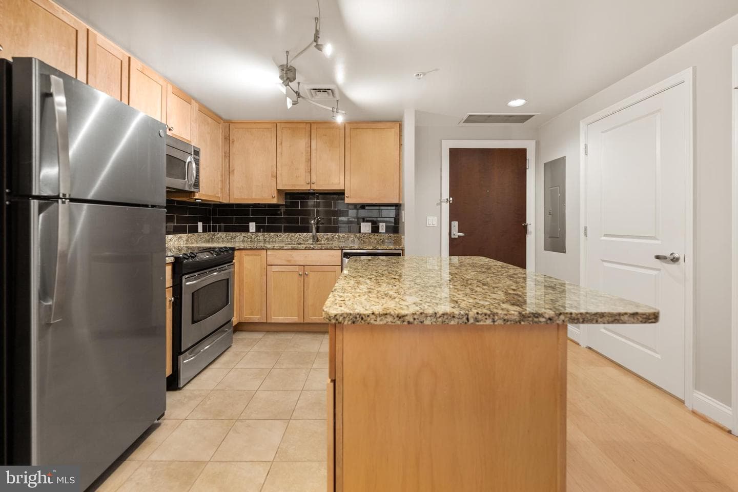 1020 N Highland Street #703 photo 18