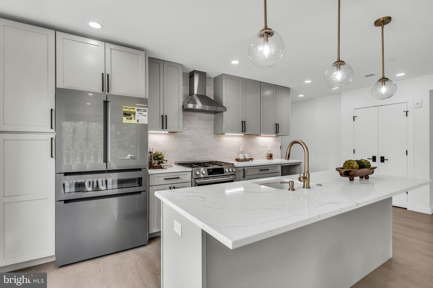 1201 N Quinn Street #301 photo 3
