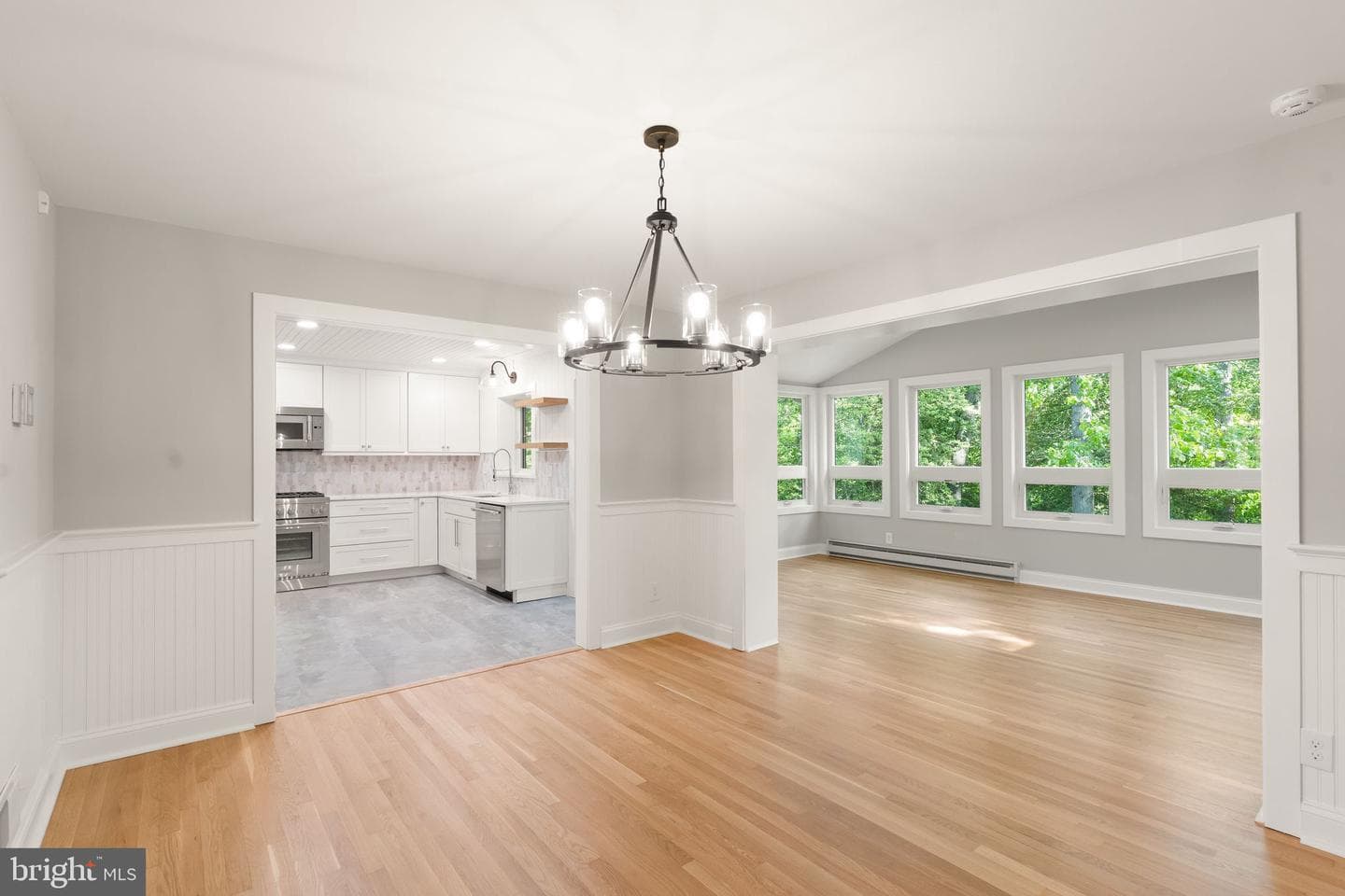 3667 N Harrison Street photo 13