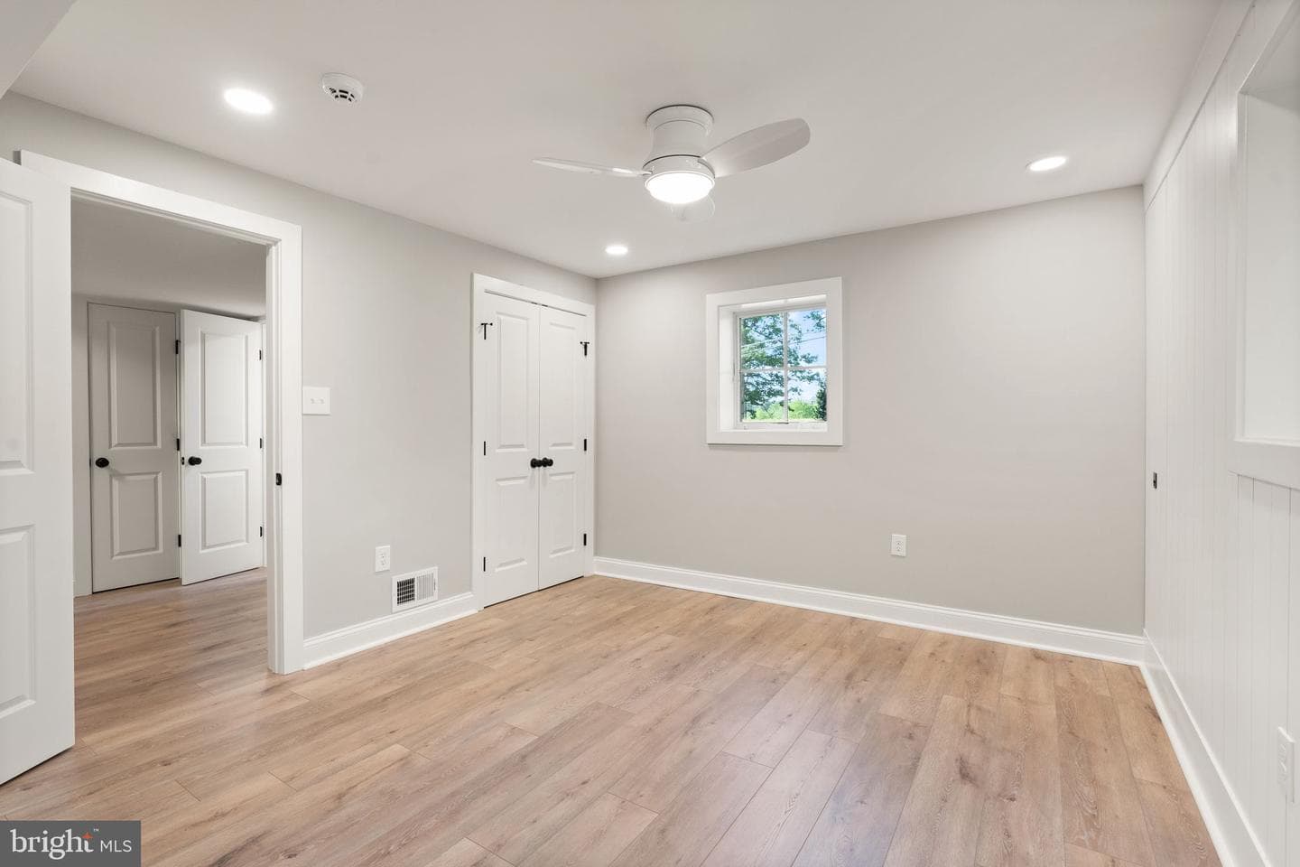 3667 N Harrison Street photo 46