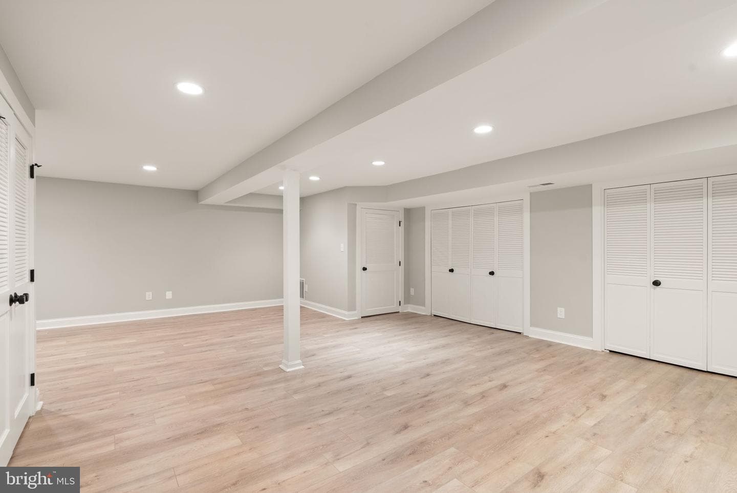 3667 N Harrison Street photo 50