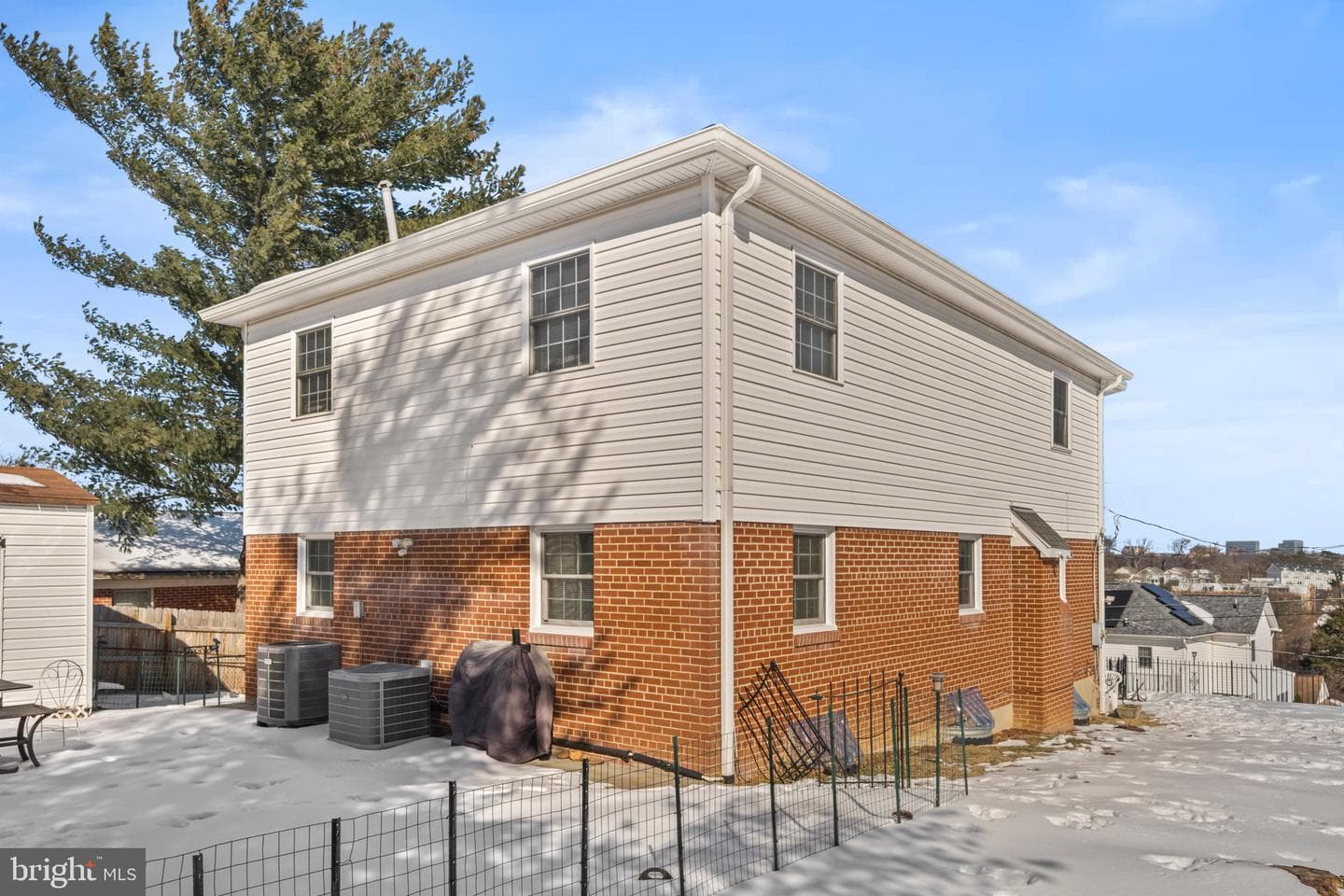2218 S Monroe Street photo 30