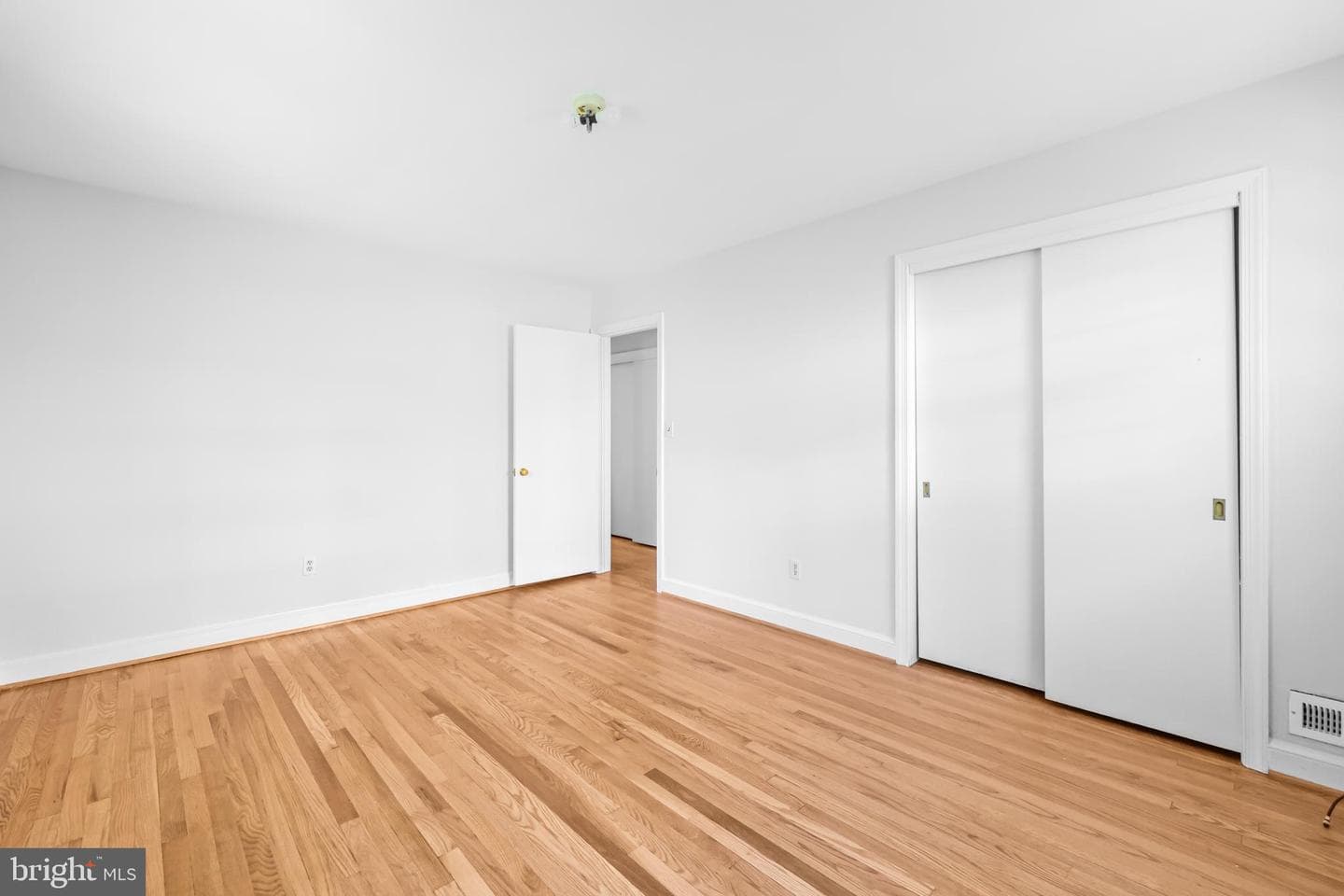5901 1st Street N photo 13
