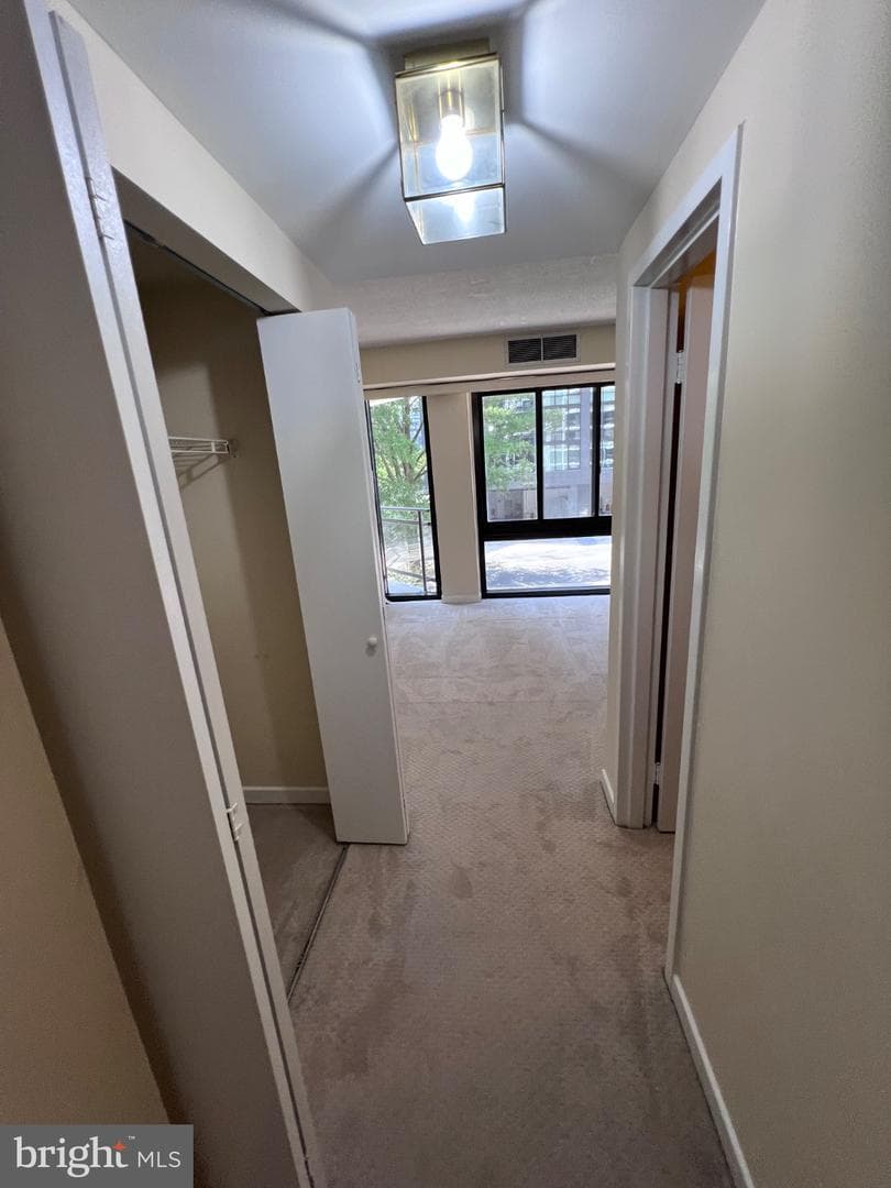 1530 Key Blvd # 317 photo 24