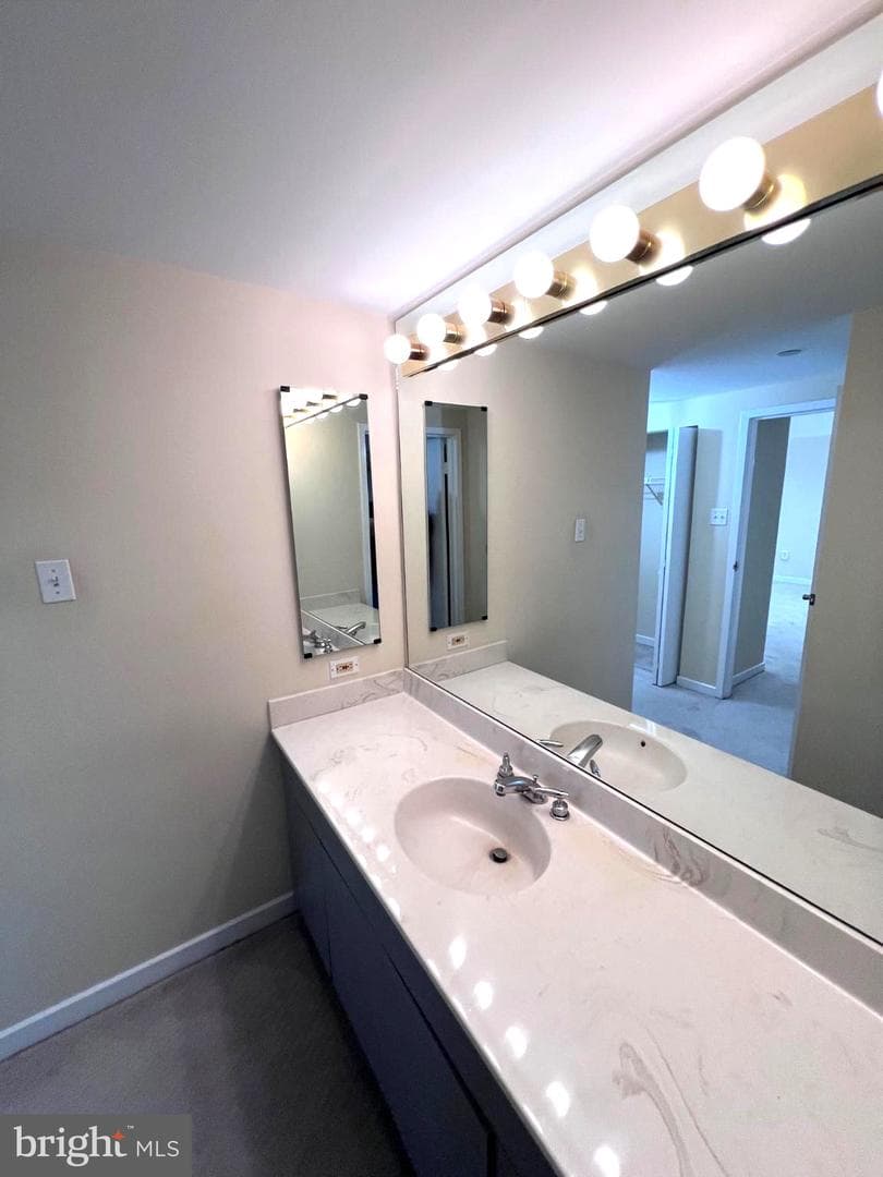 1530 Key Blvd # 317 photo 26