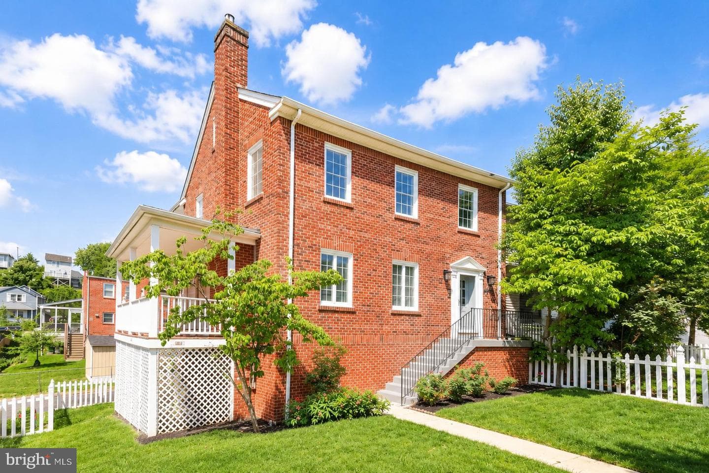 2012 S Glebe Rd, Arlington