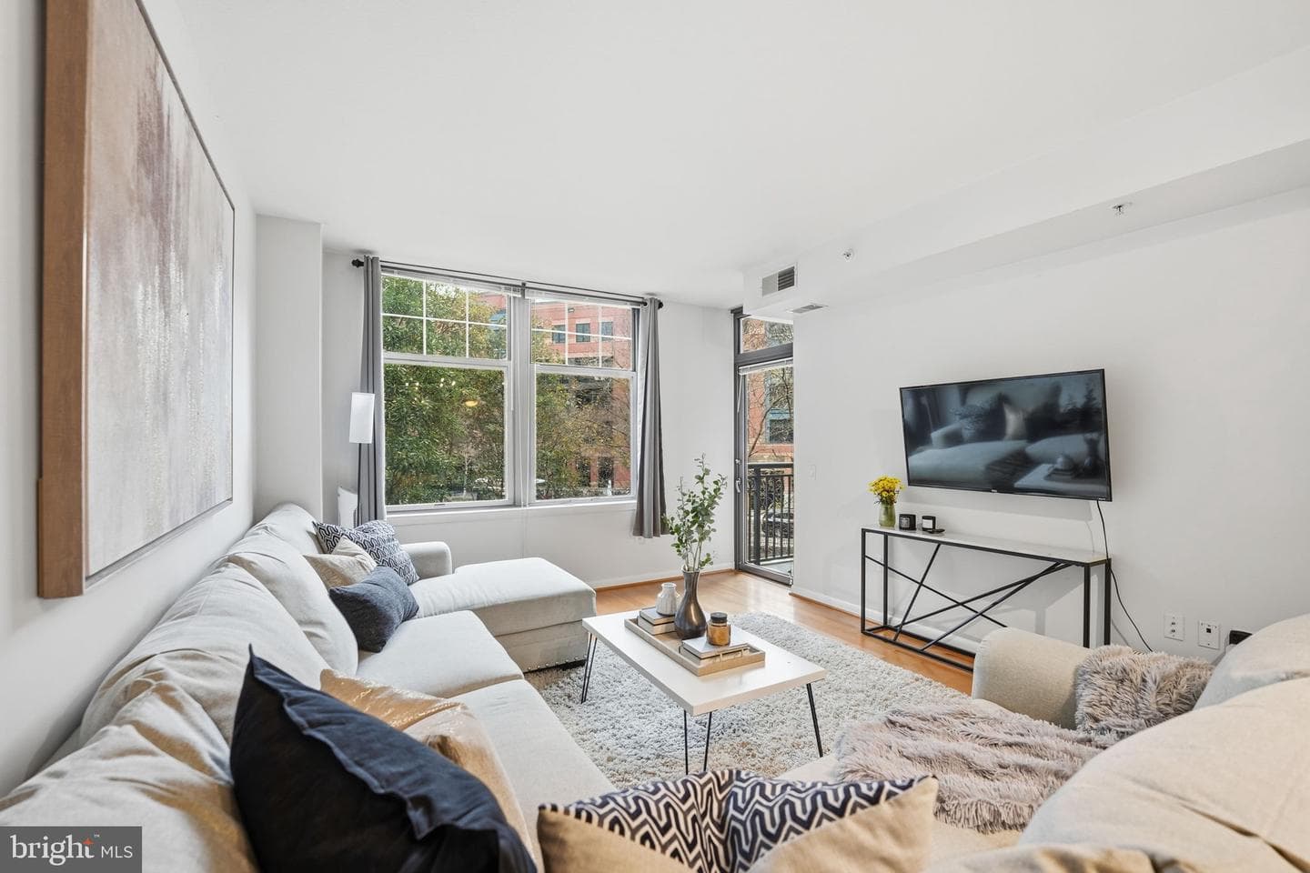 1021 N Garfield Street #233 photo 16