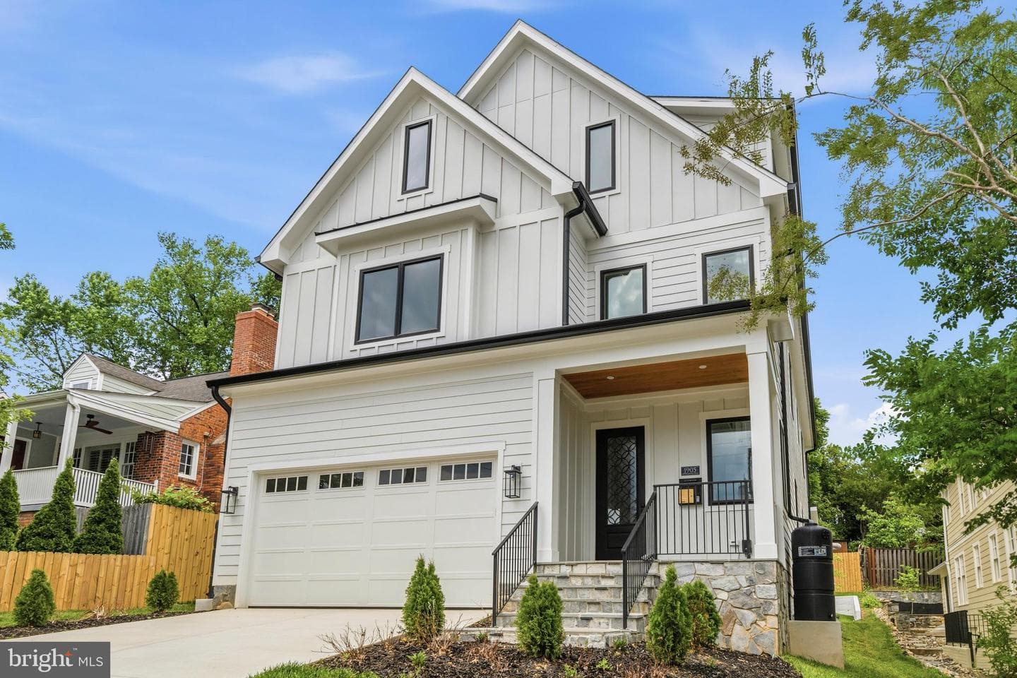 1905 N Taylor Street, Arlington