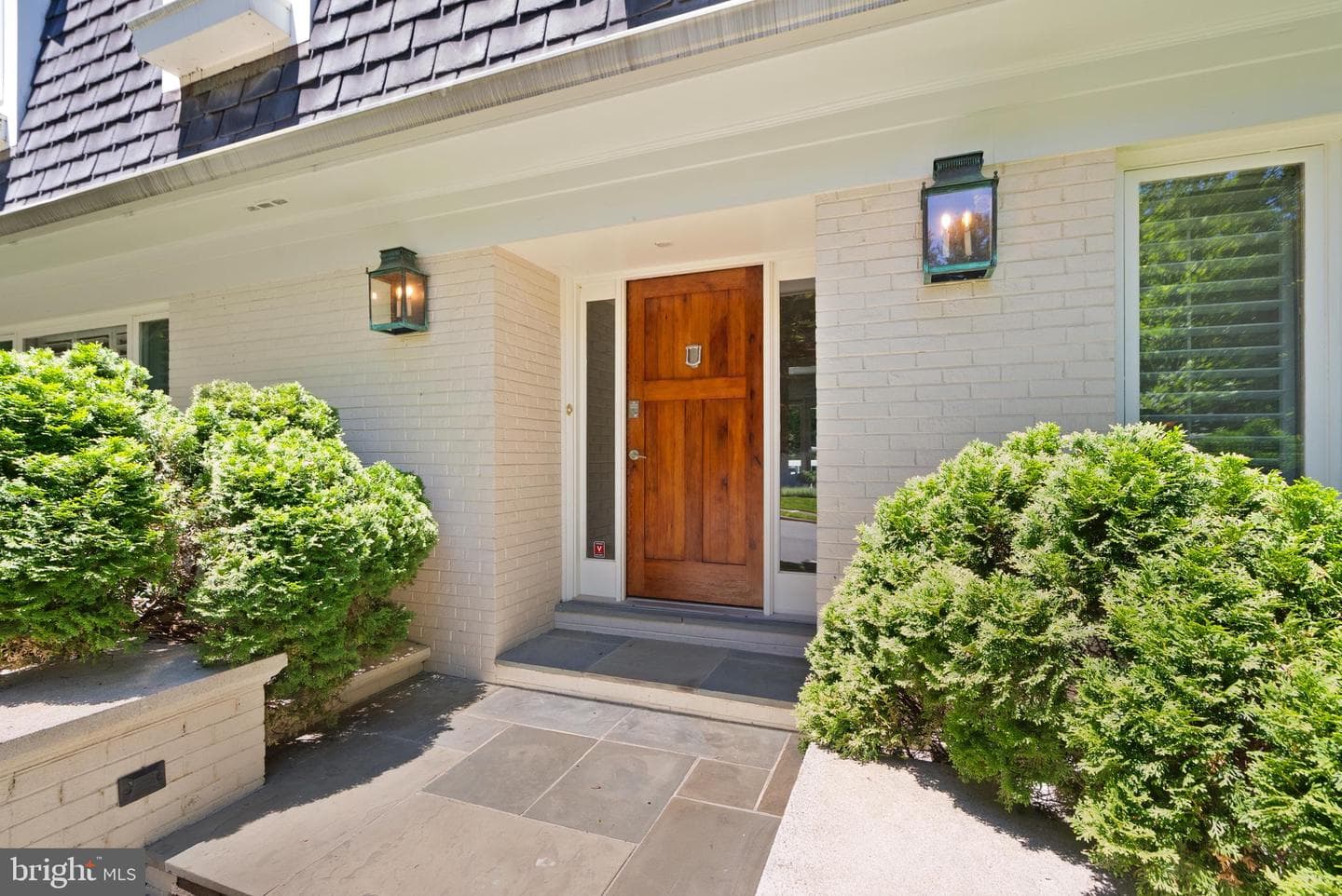 4136 Round Hill Road photo 4