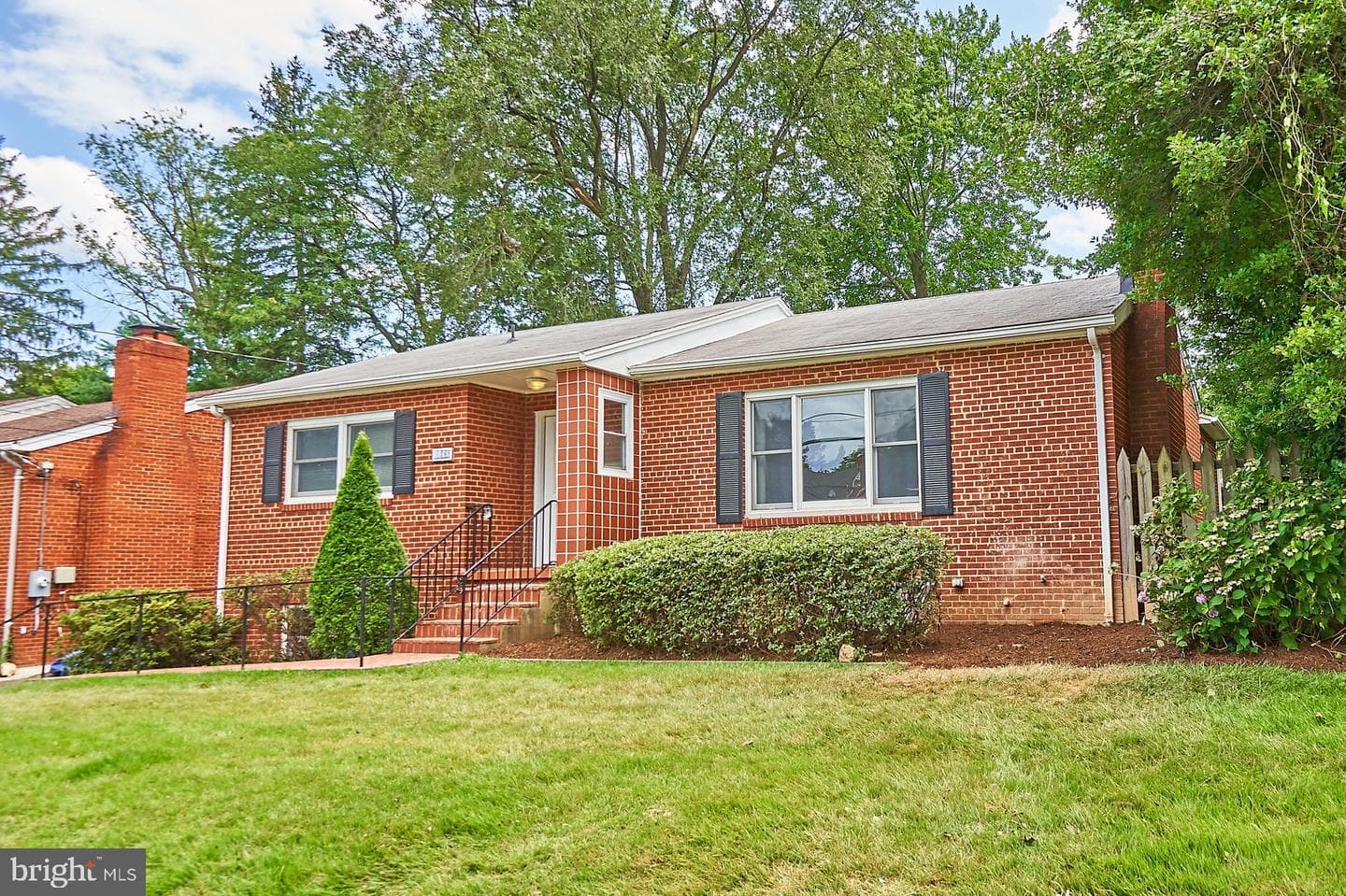 6230 Washington Boulevard, Arlington